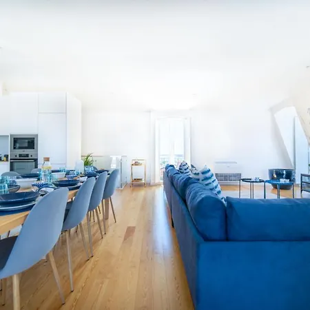 Blue By The River 4 - Unique Penthouse Duplex With A View Apartment *